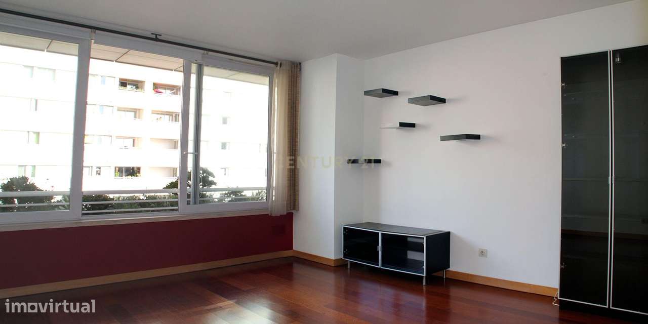 Apartamento T1 junto ao Parque das Conchas-8