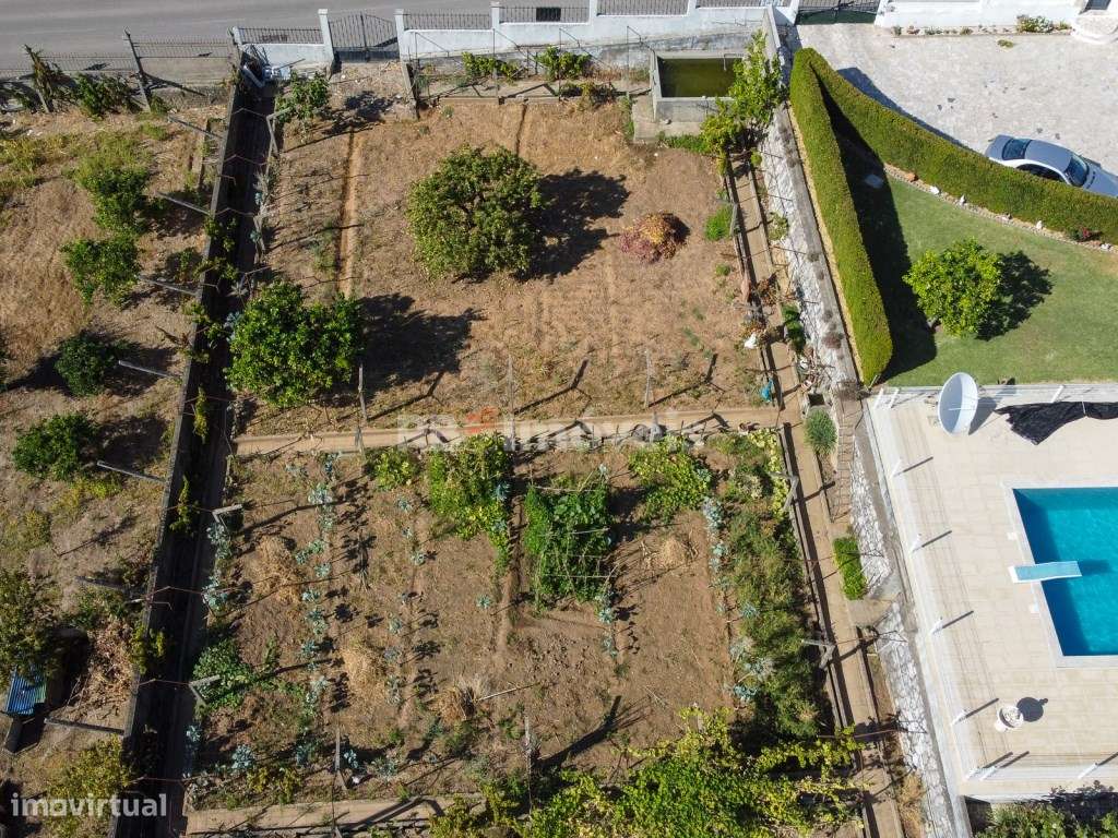 Terreno urbano próximo do Parque Verde do Bonito no Entroncamento -... - Grande imagem: 2/13