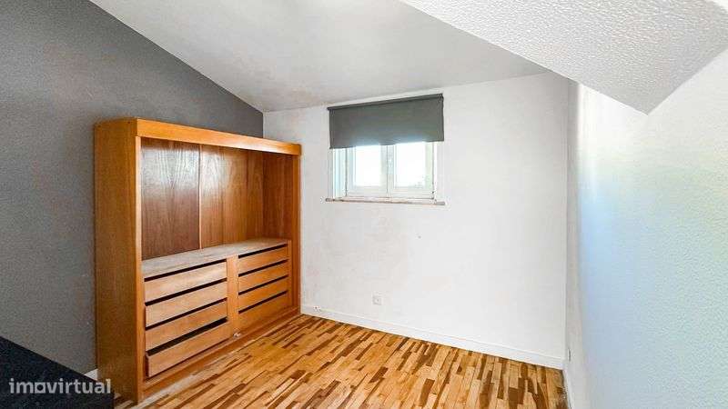 Arrenda-se fantástico T2 na Parede – vista infinita para o mar - Grande imagem: 4/12