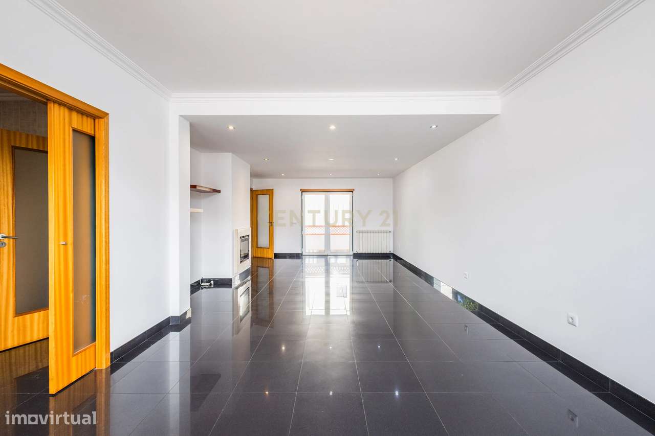 Moradia T3 com grande JARDIM ! - Grande imagem: 4/42