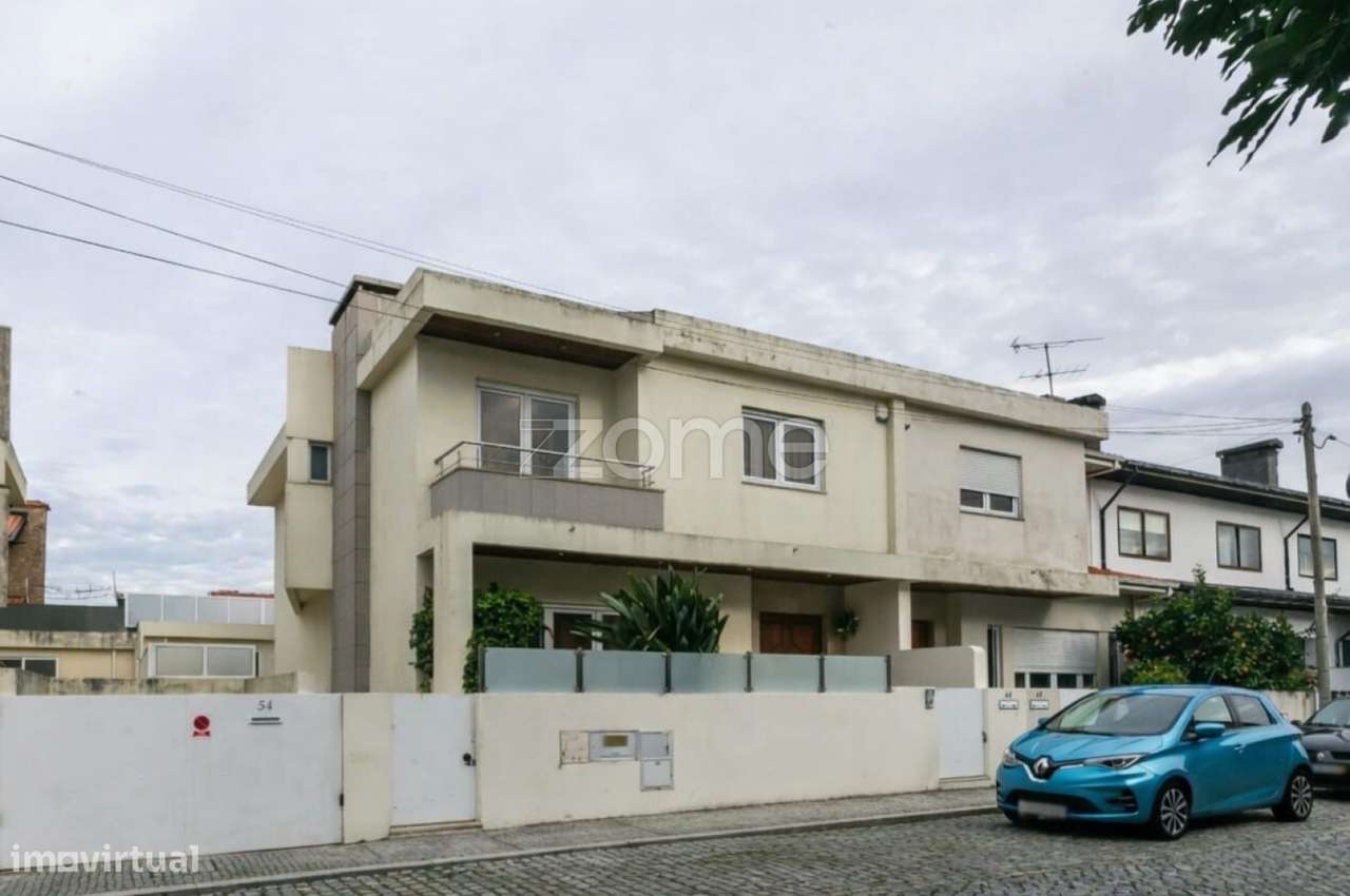 Moradia T4 de 3 Frentes com 271.45m2 Urbanização Lidador - Grande imagem: 2/48