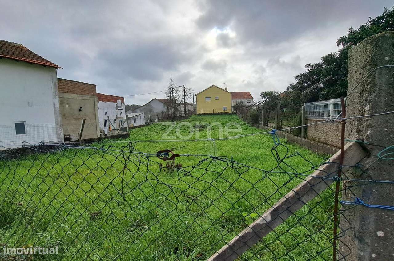 Terreno Urbanizável em Albergaria dos doze-2