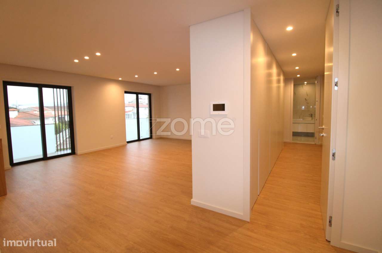 Apartamento T2 Novo em Urgezes - Grande imagem: 3/28