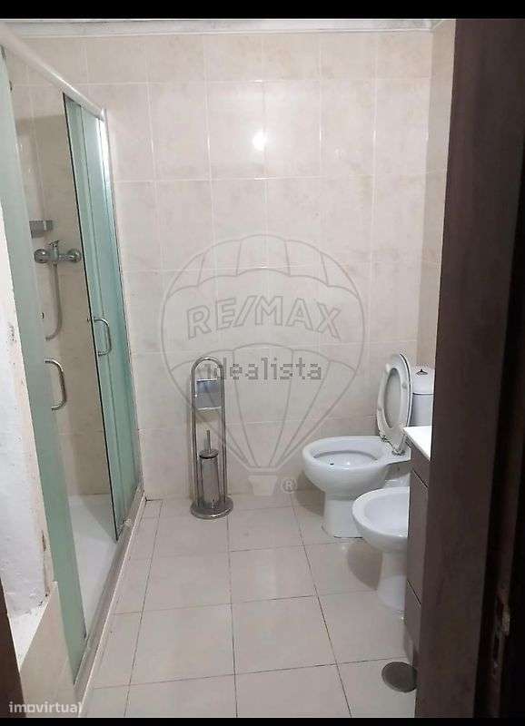 Moradia T4 para venda - Grande imagem: 3/3