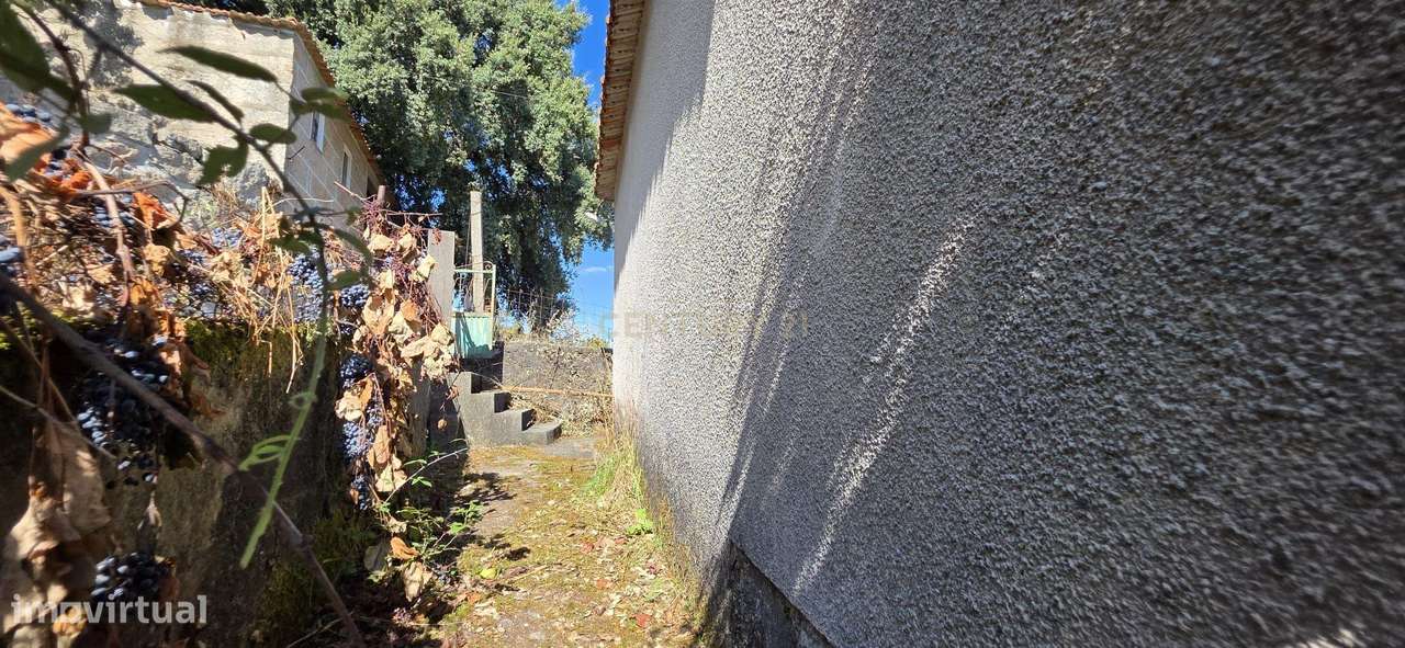 Moradia para recuperação - Vila Caiz, Amarante - Grande imagem: 4/22