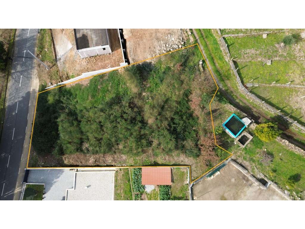 Terreno com 915 m² e Projeto Aprovado | Arcozelo, Ponte de Lima - Grande imagem: 3/17