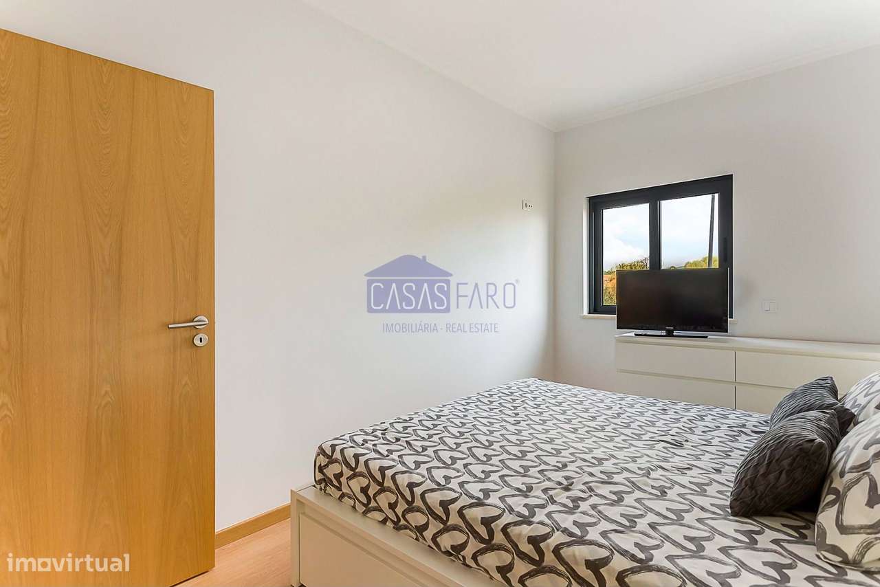 Apartamento T3 semi-novo nos arredores de Olhão na Zona Alta com estac-20