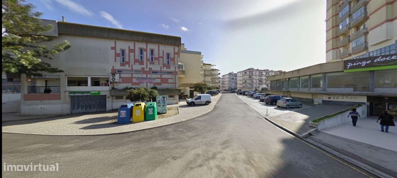 Lojas comércio e serviços (são 5) em Samora Correia - Grande imagem: 3/3