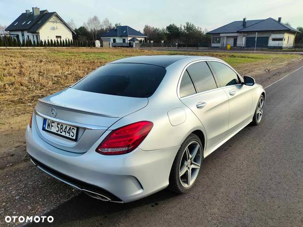 Mercedes-Benz Klasa C 300 7G-TRONIC AMG Line - 25