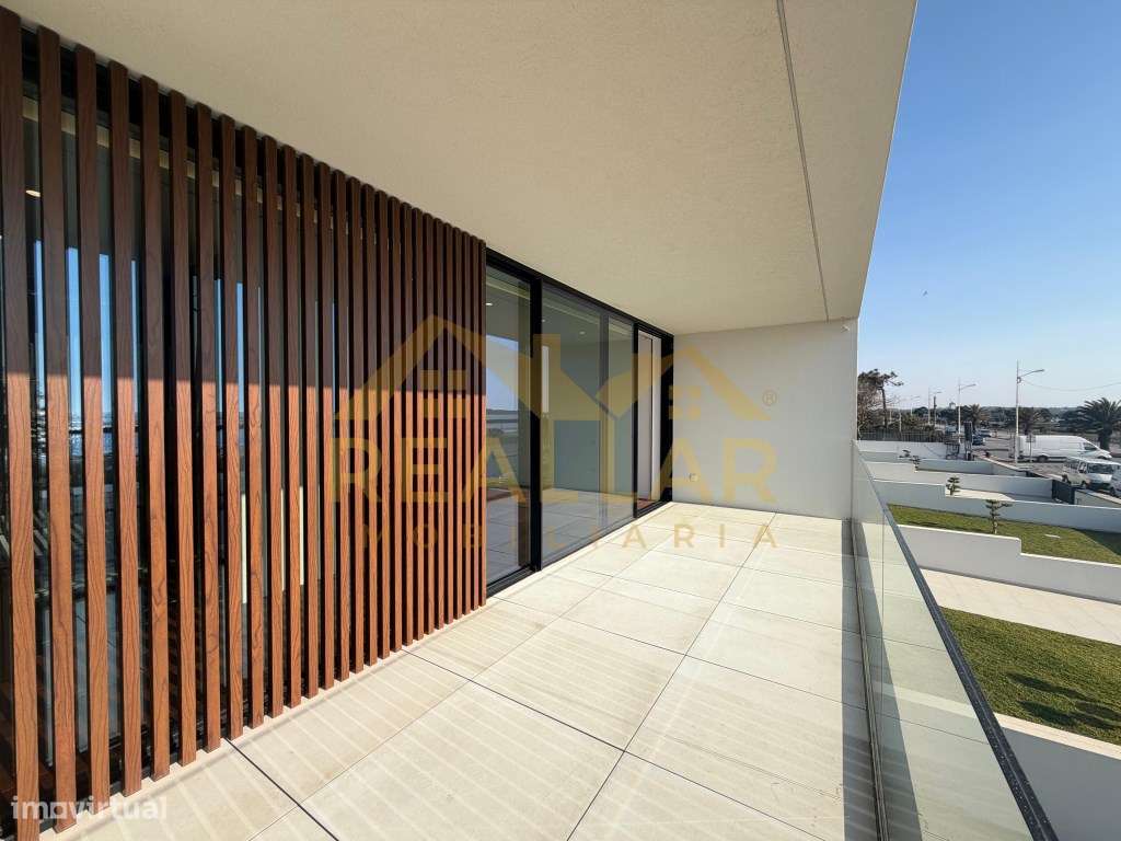 Villas Rio & Mar: Moradias T4 Exclusivas na Primeira Linha de Espos...-26