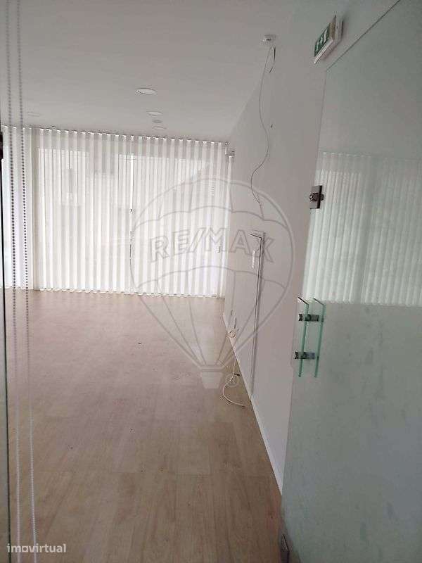 Loja  para arrendamento - Grande imagem: 3/23