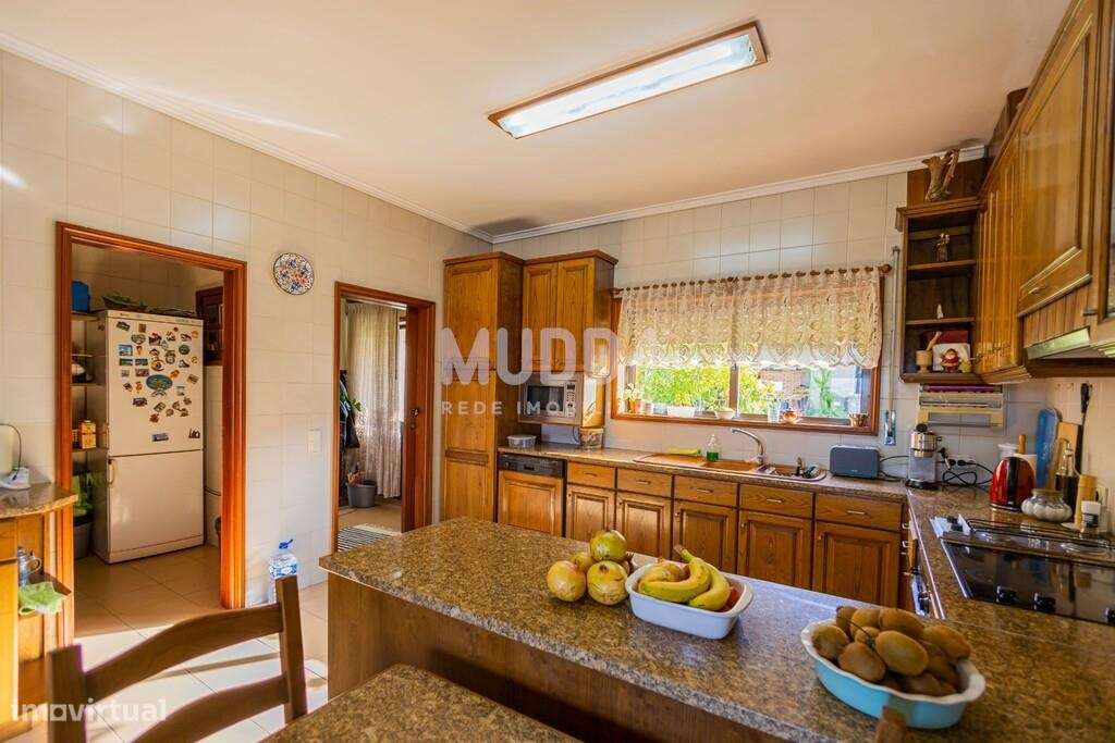 Moradia T4+ com Jardim e Pomar em Escapães, Santa Maria da Feira-5