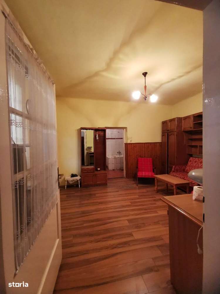 Casă în curte comună, str.Morii-3
