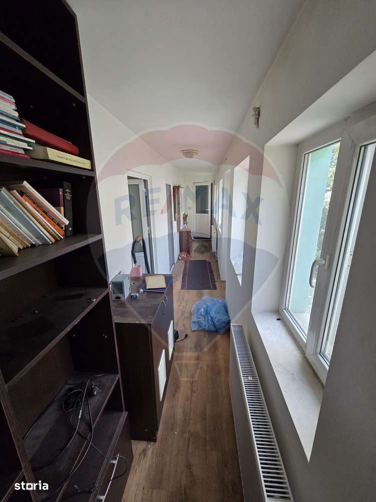 Ansamblu casa de locuit, hala productie ,spatiu de birouri si teren-12