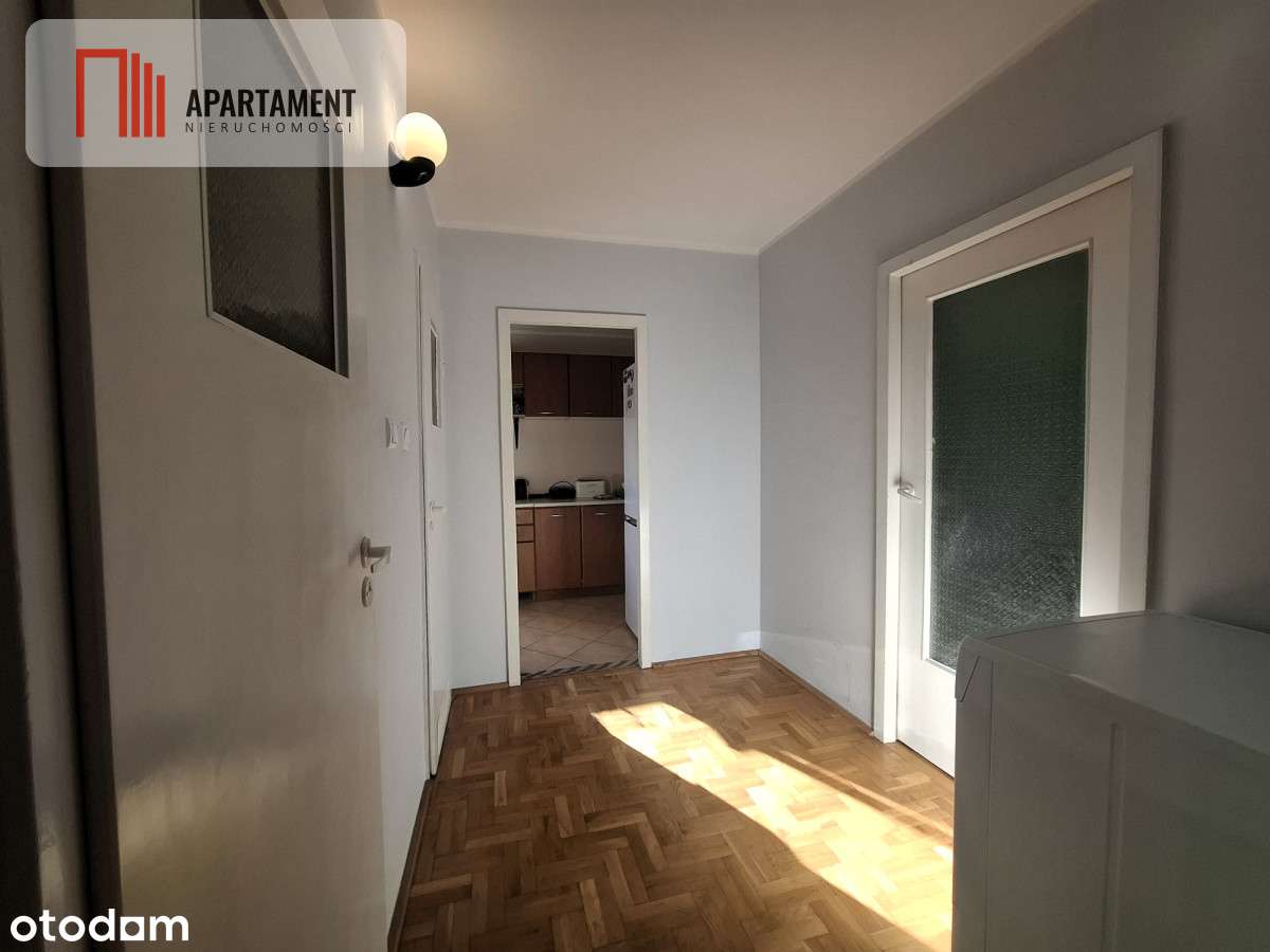 Przestronne trzypokojowe, dobra lokalizacja - Pełny obrazek: 3/13