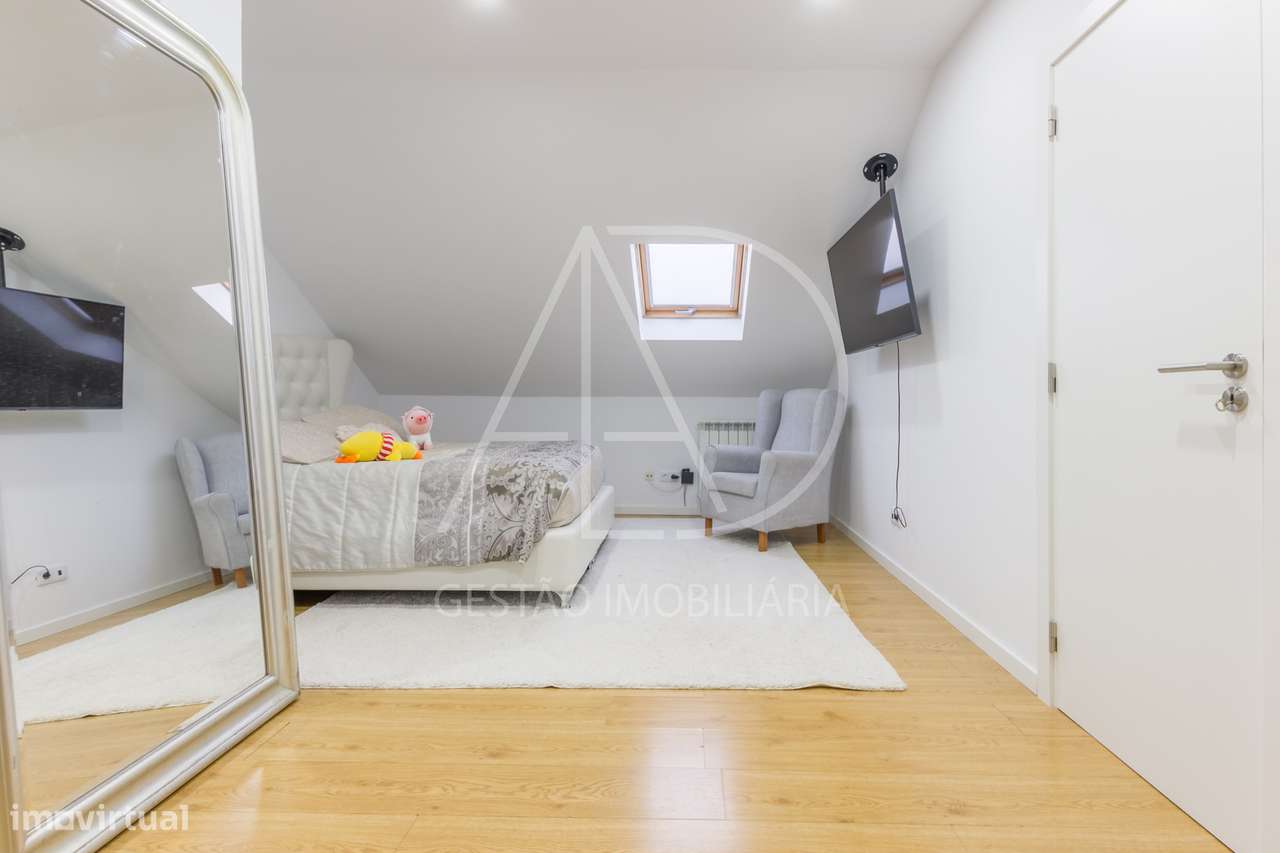 Moradia Isolada T3+ 2 a 5 minutos da Baia do Seixal-24