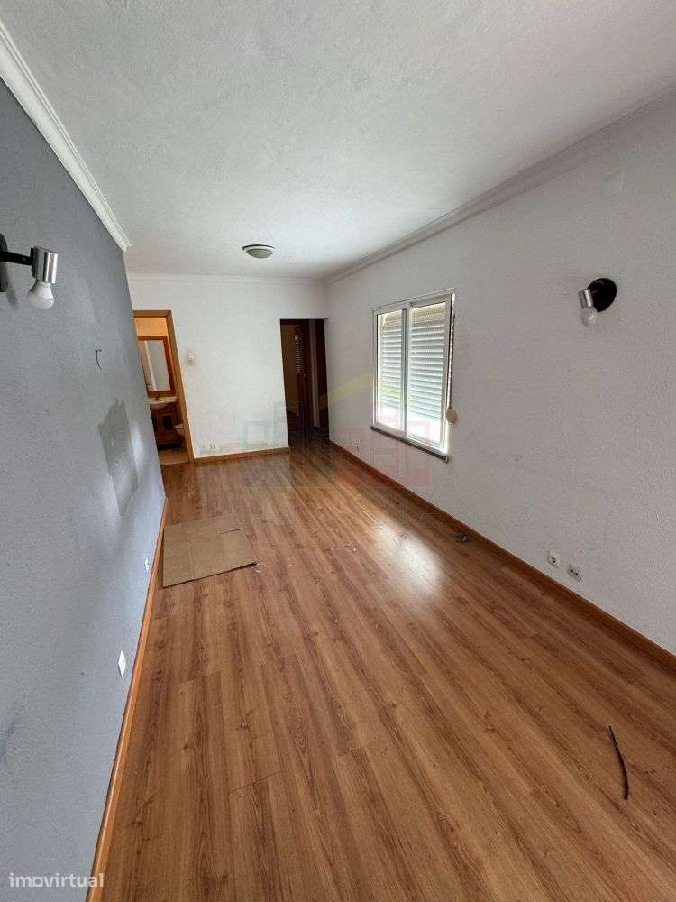 Apartamento T2 remodelado - Torre, Cascais-17