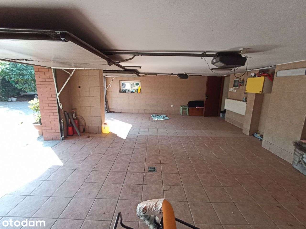 Przepiękny, przestronny dom z urządzonym ogrodem - Pełny obrazek: 3/17