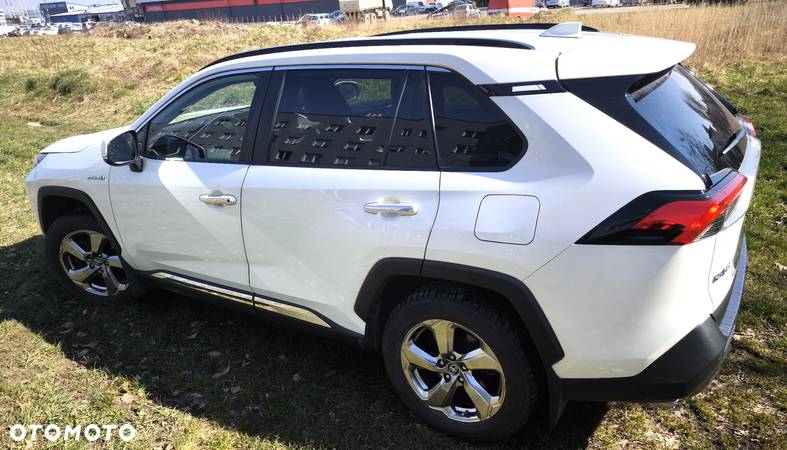 Toyota RAV4 - 22