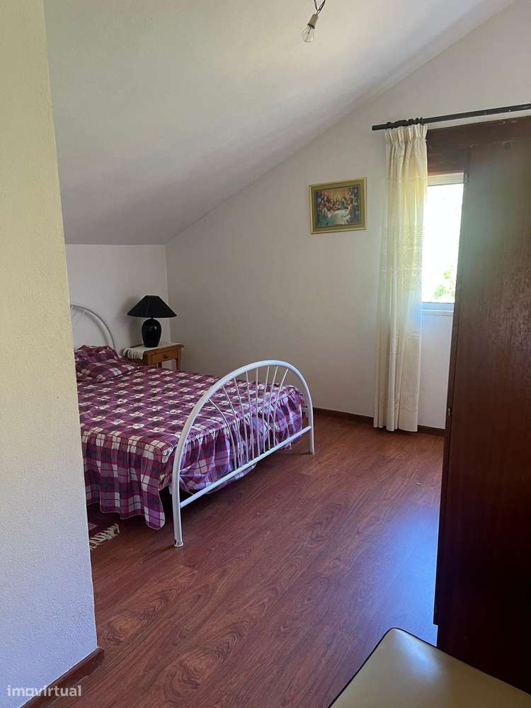 Moradia Isolada com vinha e lagar +  Garagem em Valdigem-17