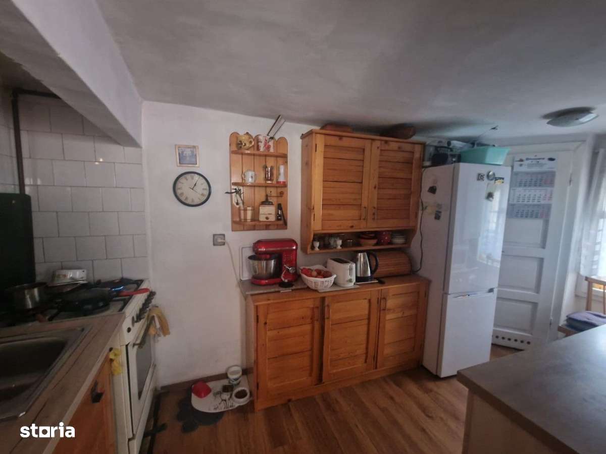 Ap la casa 3 camere etaj 1str Tipografilor Centru istoric ultracentral-7