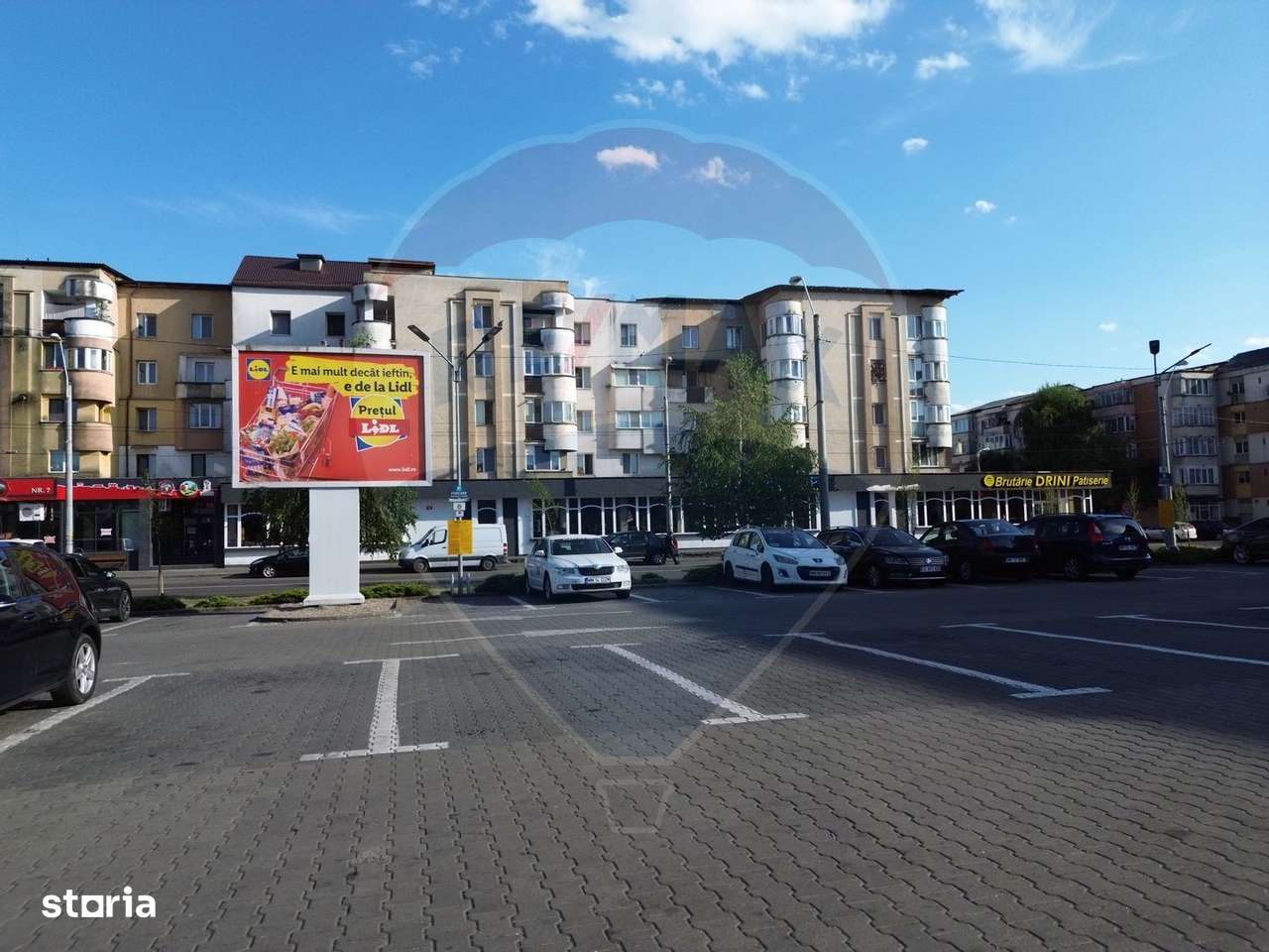 Spațiu comercial de 450mp de închiriat în zona Hotvon - Imagine principală: 2/6