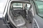 Volvo V70 D2 R-Design - 26