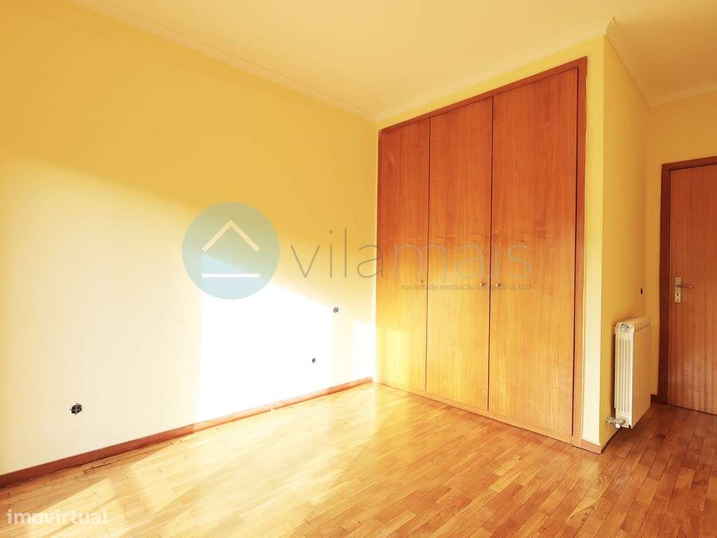 Apartamento T2 com garagem e arrumos - Rua Campo da Cana, Valongo-26