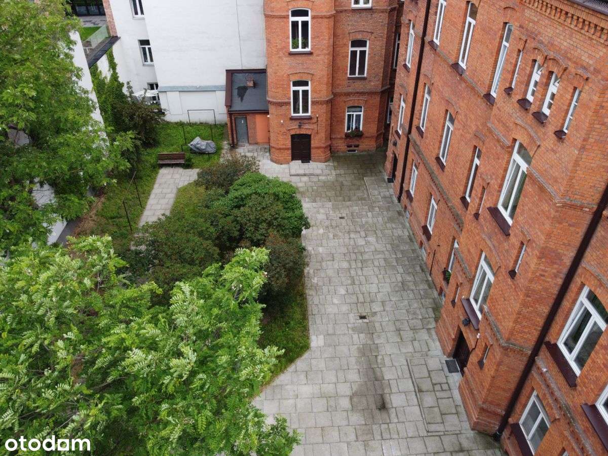 390 cm wysokość | 48m2 | Koneser | Kamienica-2