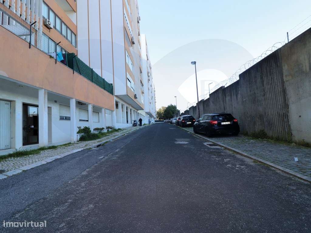 Escritórios, Co-Working ou Espaço de Múltiplas Utilizações com Esta...-3