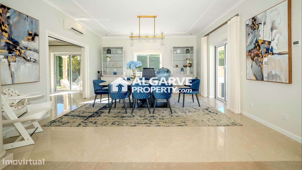 Vila Sol - Luxuosa Moradia V5 - Grande imagem: 4/51