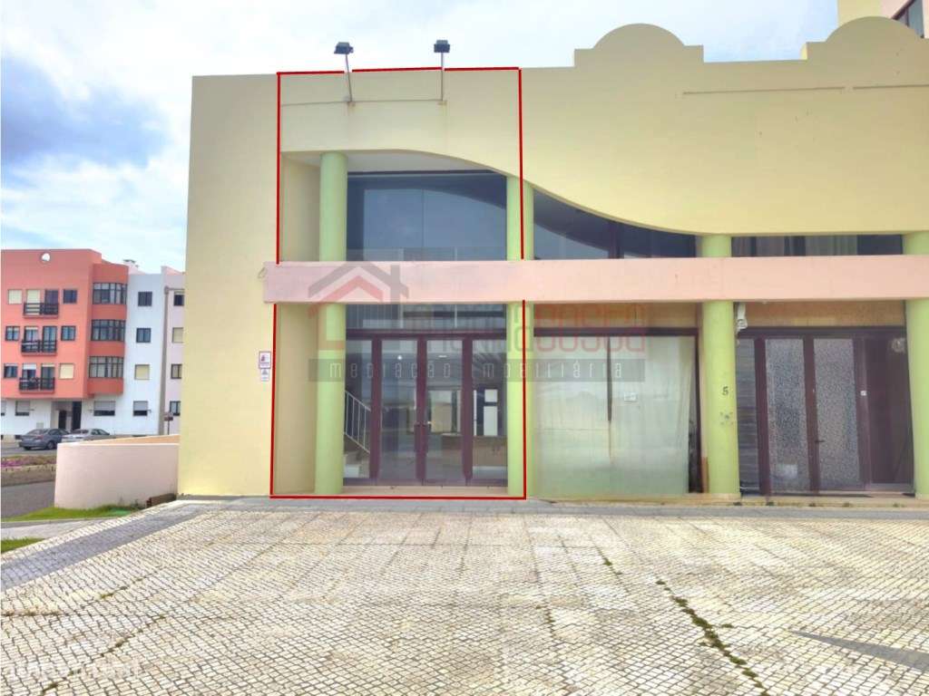 Espaço comercial em Peniche Venda-11