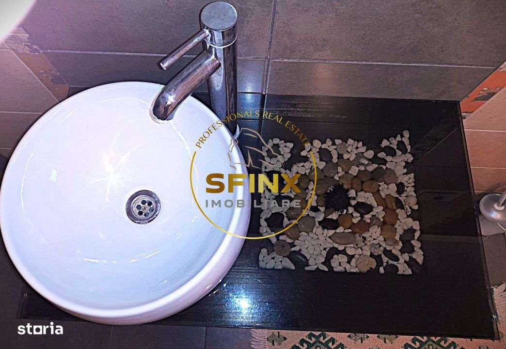 5 camere, 4 locuri parcare in garaj-vila cocheta Balotesti-15