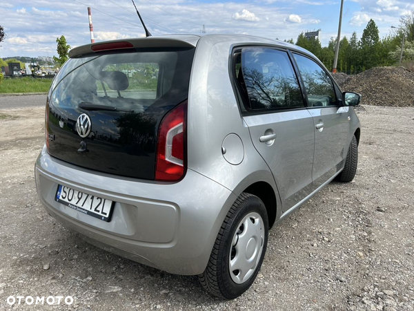 Volkswagen up! 1.0 high EU6 - 9