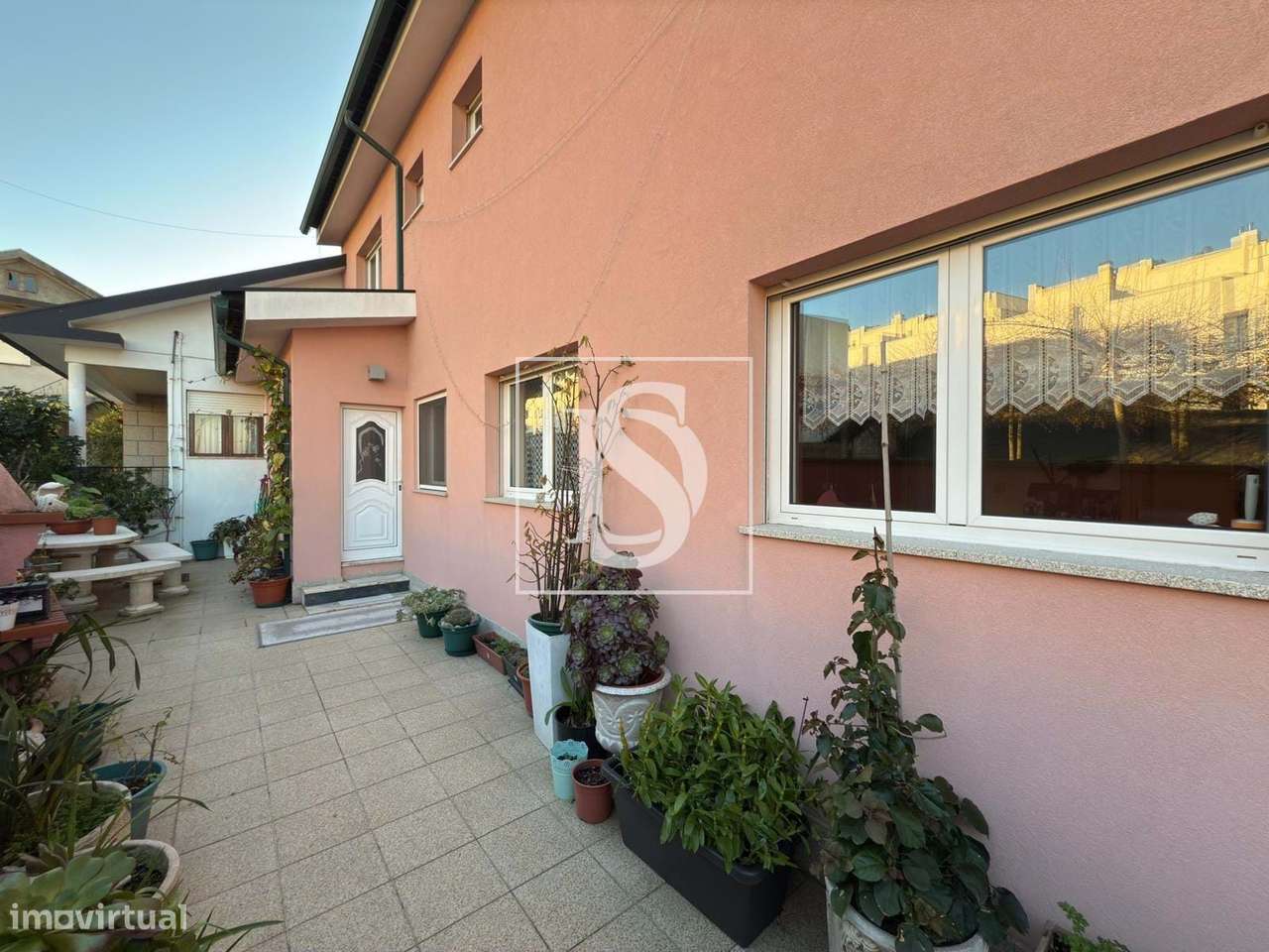 Moradia T7 com escritório-1