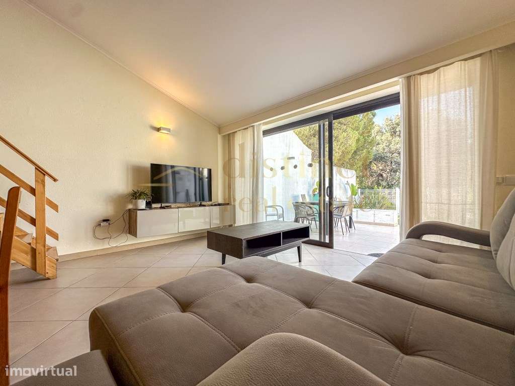 Moradia T2+1 com Terraço Privativo a 15 Minutos da Praia - em plena...-5