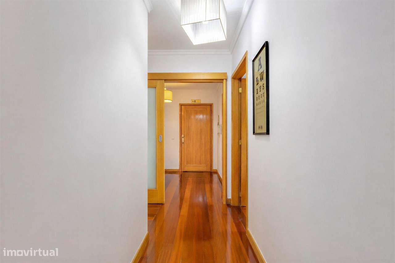 Apartamento T3 com 2 Frentes, Varandas em Vila do Conde-20