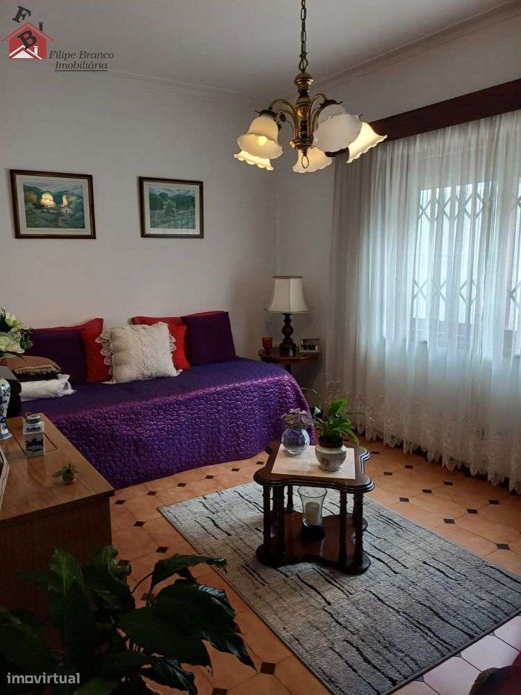 ESPAÇOSA MORADIA V5 3 FRENTES 800M DO GAIASHOPPING-12