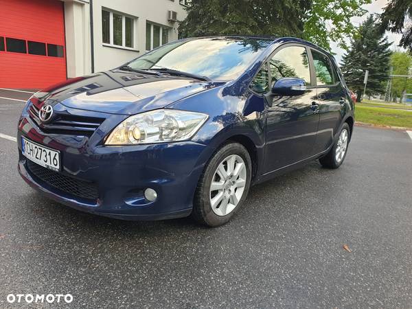 Toyota Auris 1.6 Sol - 2