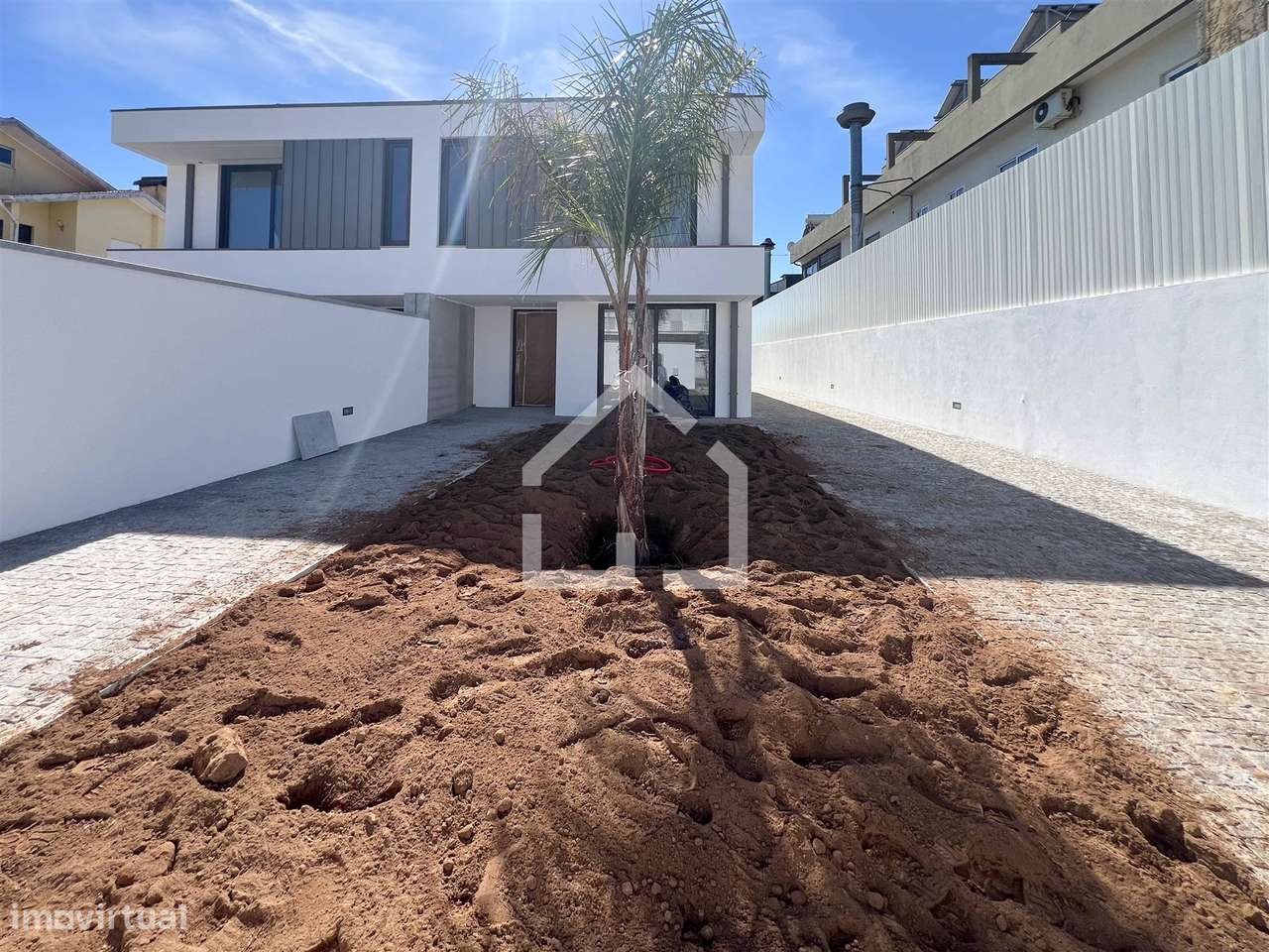 Moradia T3+1 NOVA - Canedo - Grande imagem: 3/29