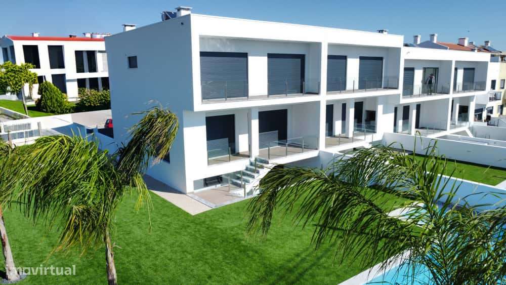 Oferta 1% no Valor de aquisição - Moradia T4 com Piscina e Garagem - Grande imagem: 5/60