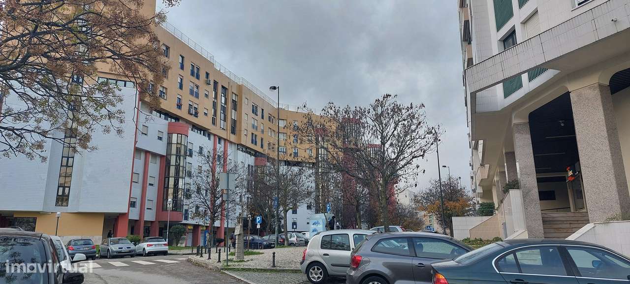 Loja/escritório no Lumiar, Lisboa - Oportunidade Única!-0