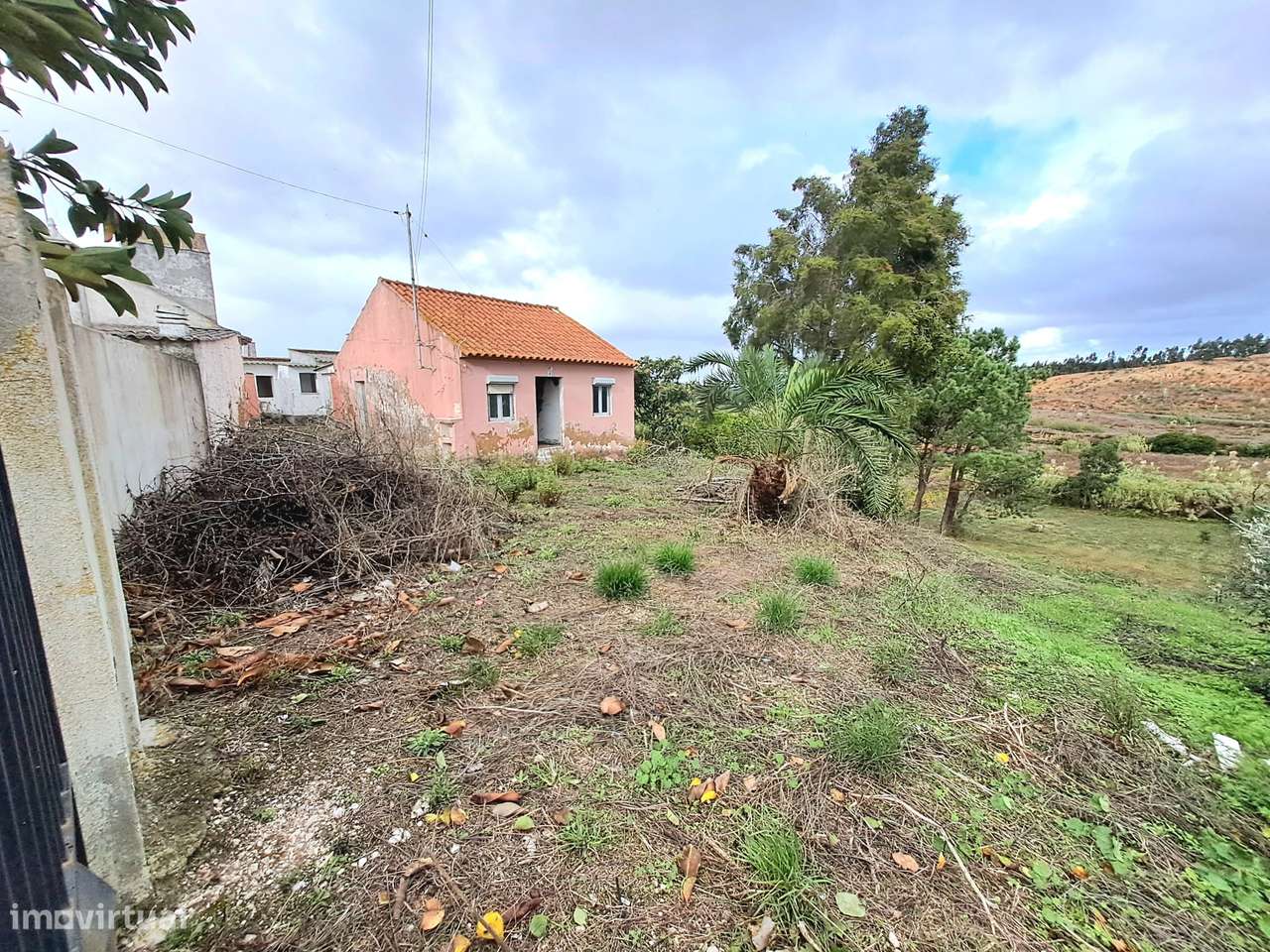 Moradia com 4080 m² para Remodelação, Sarge - Torres Vedras-12