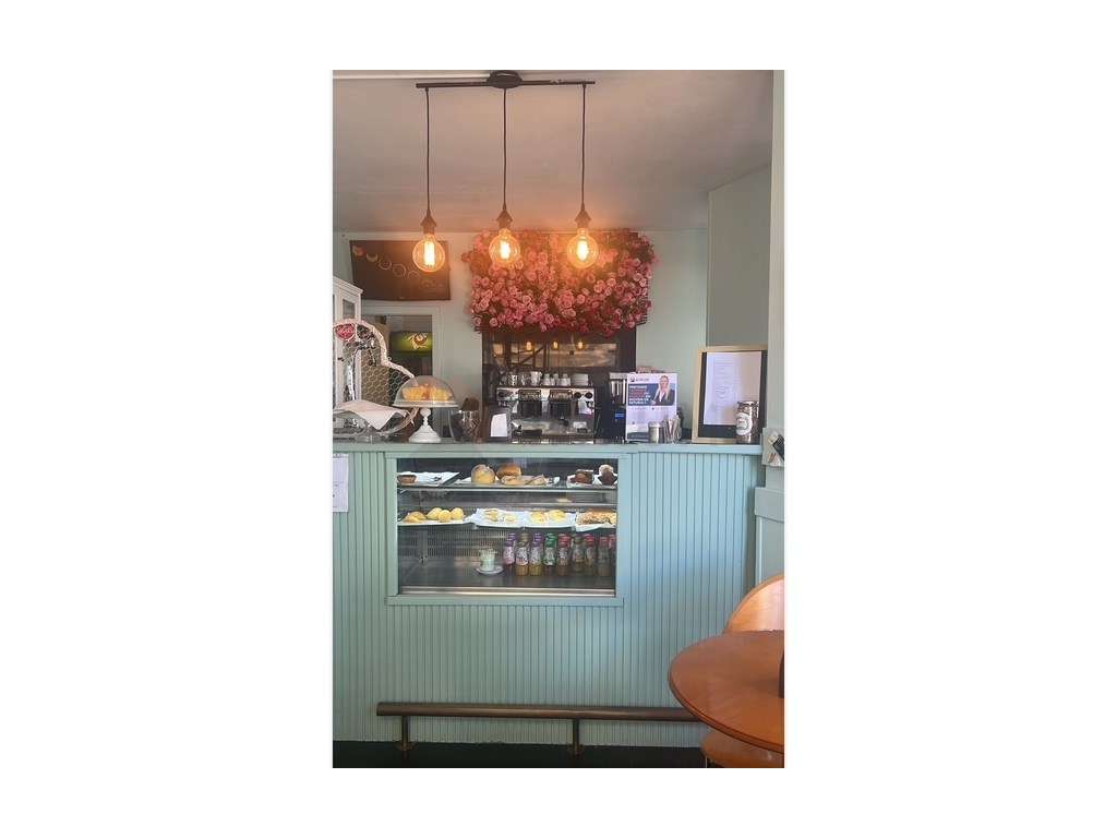 Oportunidade imperdível para adquirir um Café Boutique totalmente e...-9