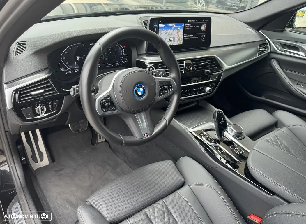 BMW 530 e Pack M - 5