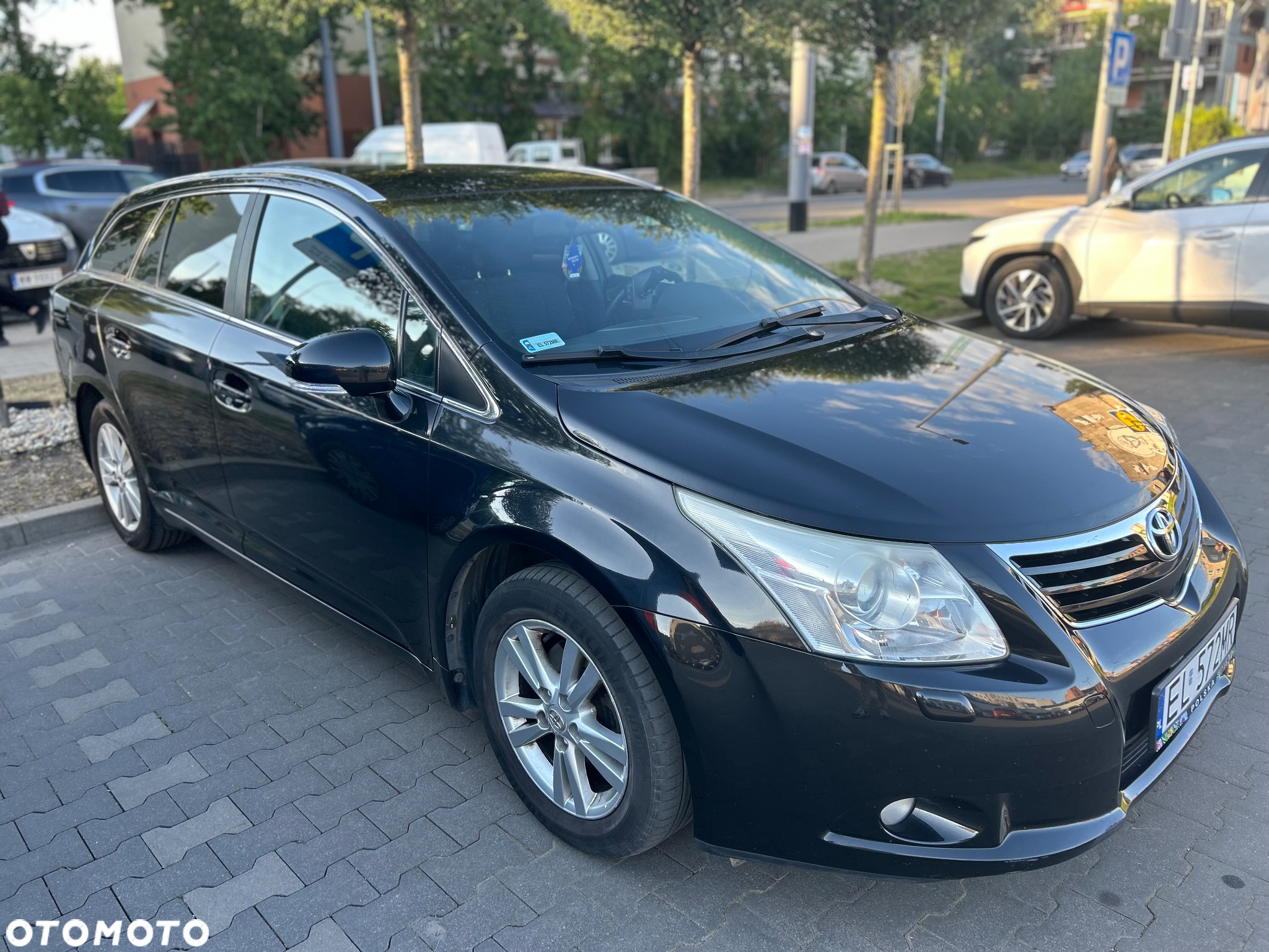 Toyota Avensis 1.8 Premium EU5 - 18