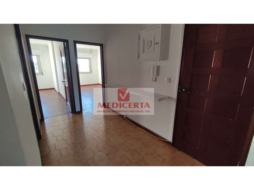 T2 - boas áreas - PSP - Queluz - Grande imagem: 5/10