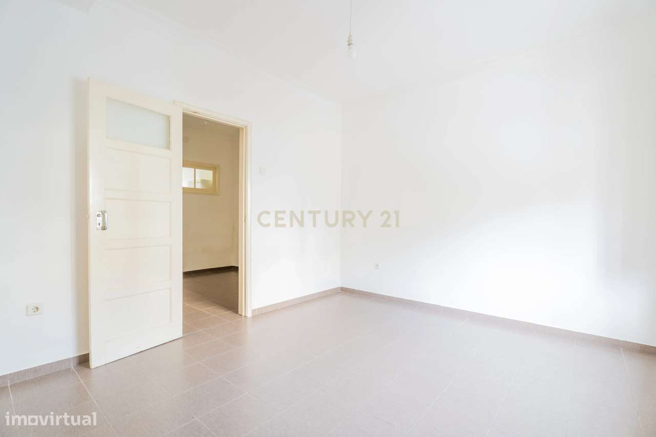 Apartamento T1 em Queluz, Sintra com quintal - Grande imagem: 3/19