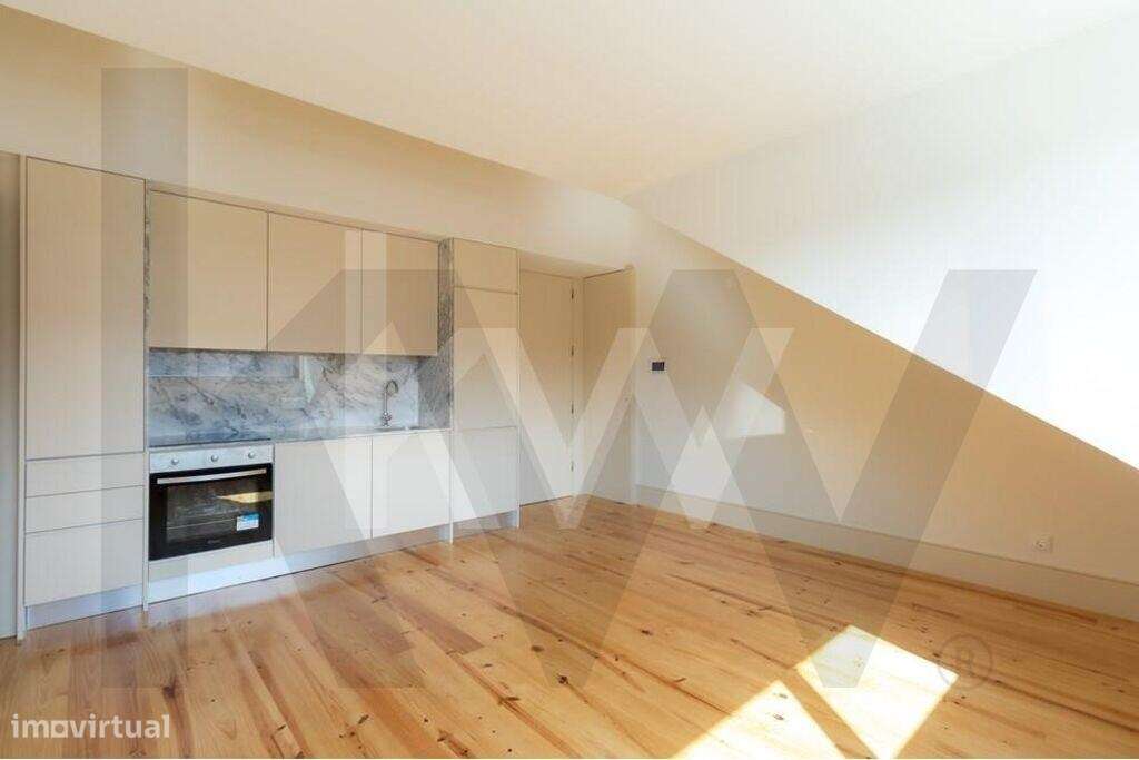 Apartamento T1 à Venda Novo | Último Andar | A 3 minutos da Praia de M - Grande imagem: 3/26