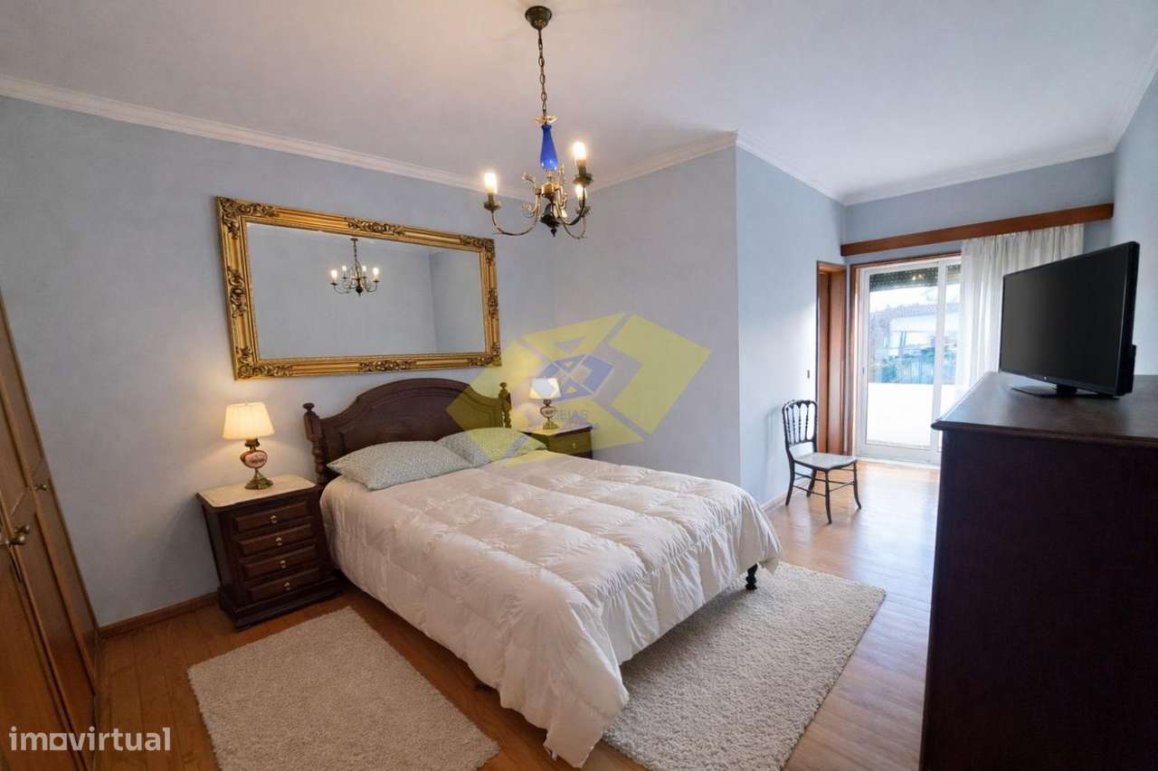 Moradia T3 em Felgueiras c/ 3 pisos-14